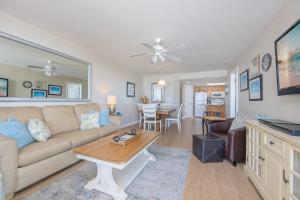 Phoenix V 216 condo
