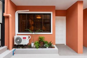 Japandi 2BR House near UP, Ateneo & Maginhawa