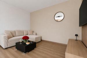 Appartement lumineux avec balcon et parking gratuit