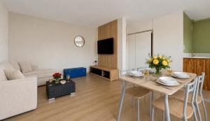 Appartement lumineux avec balcon et parking gratuit