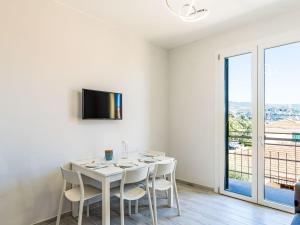 Apartment Casa Flora by Interhome