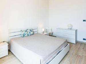 Apartment Vista Mare by Interhome