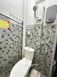 Roomstay Evergreen Cassa Bonda
