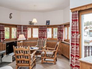 Apartment Chesa Minchületta by Interhome