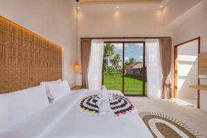 Peaceful 2BR Villa in Ubud with Ricefield View