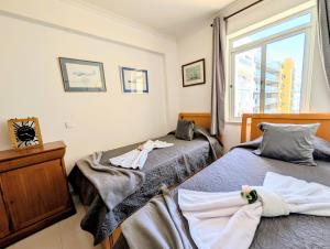 4A Atlantico T2 - Casas & Papeis