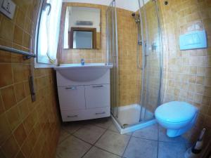 Apartment Komfortable Wohnung in Rosolina Mare mit Garten by Interhome