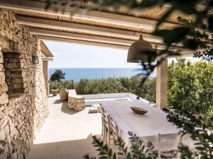 Villa Luxury – Trullo dei Silvi by Interhome