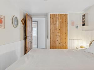 Holiday Home Holmfridur - 1-1km from the sea by Interhome