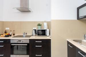Stylish apartment with AC in the Old Town