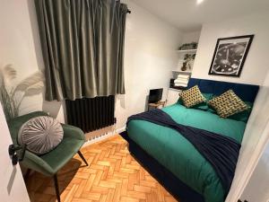 Free parking, Quiet stay in London, Sleeps 5