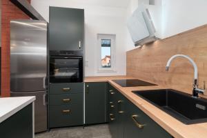 Attic Oasis - 2 bedroom apartment