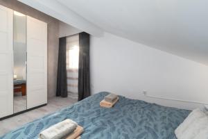 Attic Oasis - 2 bedroom apartment