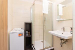 Elisabeth apartment near City Center with Private Parking
