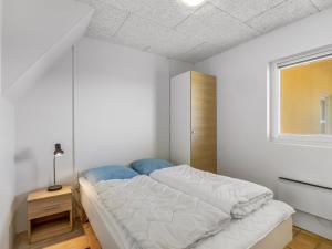 Apartment Eilika - 100m from the sea by Interhome