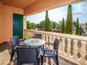 Apartment Jardines del Rio-1 by Interhome