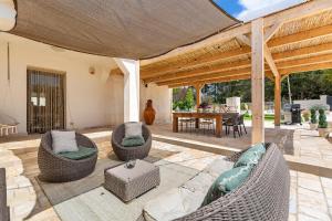 Villa Blanche by Perle di Puglia