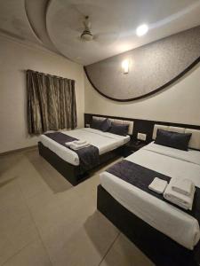 Luxury Hotel Addoree Palace - Near Mumbai Airport