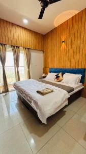 Altitude 24 - Luxury 2 BHK Skyline Apartment in Gift City