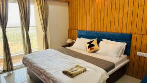 Altitude 24 - Luxury 2 BHK Skyline Apartment in Gift City