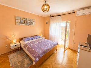 Apartment Stela