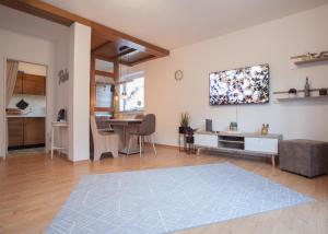 Welcome in - Wohnung 26-B am Waldrand mit großer Terrasse