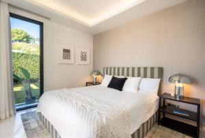 Luxurious 7-Bedroom Holiday House in Llucmajor, Mallorca