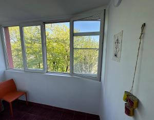 Very Nice Room 2 Mins to Piata Victoriei