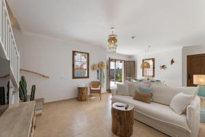 Home2Book Luxury Villa Catalina Private Pool