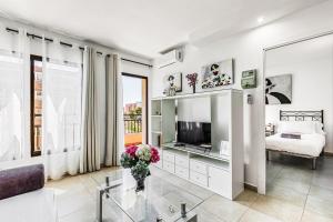AA Guest - Beach Paradise Sea Views Eco Apartment