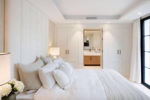 Luxurious 7-Bedroom Holiday House with Private Pool in Sant Josep