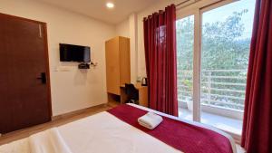 Hotel Silver Saffron Paschim Vihar New Delhi
