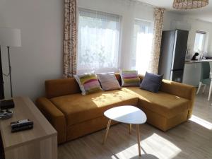 Dömper Döme Apartman 1E