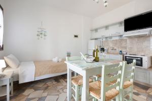 Apartment with sea view - Creta