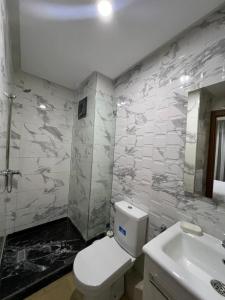 Elegant 2-Bedroom Apartment Near Kénitra TGV Station, Free Parking