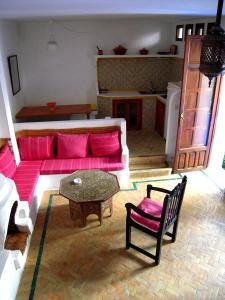 SADIK, Casa con terraza y vistas al mar en la medina de Asilah