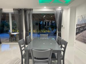 4 Bedroom Villa with private pool on Beach Front Resort