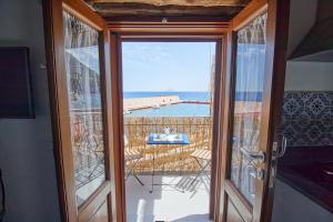 Il Balcone sul molo di Malfa