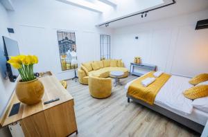 Grand Danube Hotel