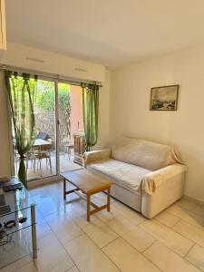 appartement cosy avec piscine