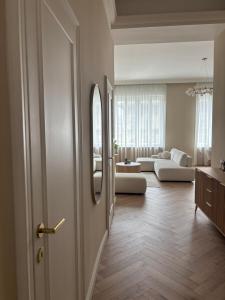 Astoria Design Apartment
