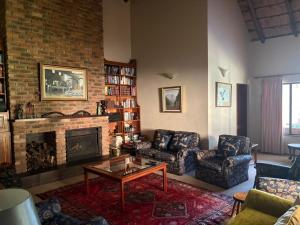 Oaksprings Country House
