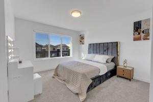 Brand New Home Entire home in Rosenthal Edmonton