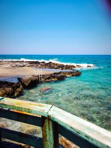 Arie Waterfront House 10 Meters to the Water