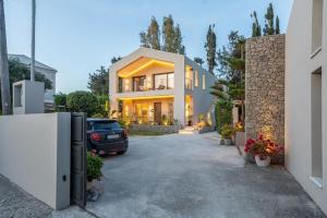 Anastasia Luxury House