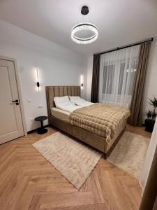 Aura Home