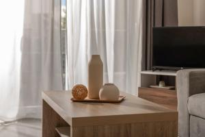 ABBRACCIO - Contemporary Seaside