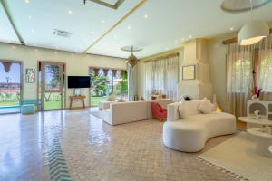 Luxury Villa Marrakech- with Moroccan Charm