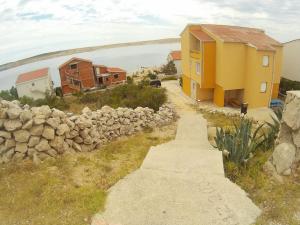 Apartment Nada near Zrće Beach