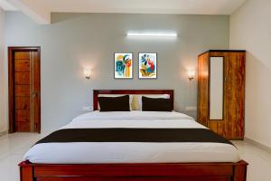 Hotel O Peram INN